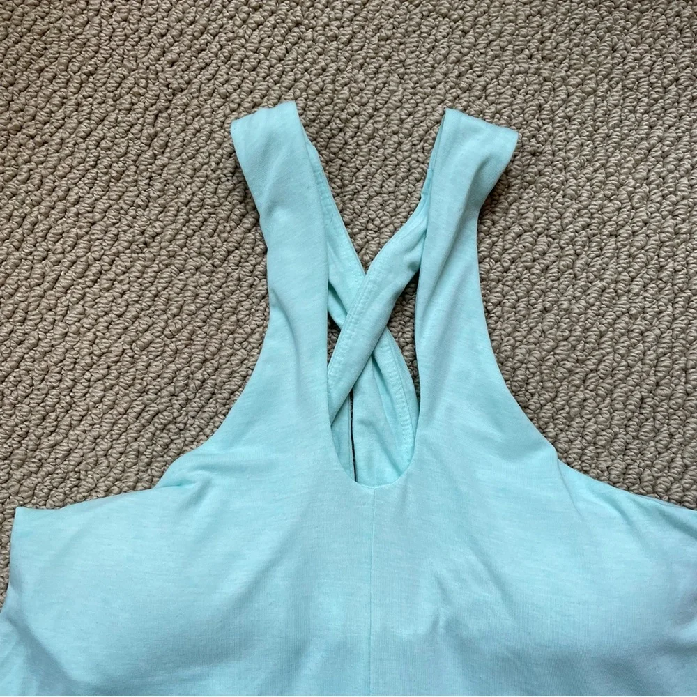 GapFit Breathe Tank - Picture 3 of 6